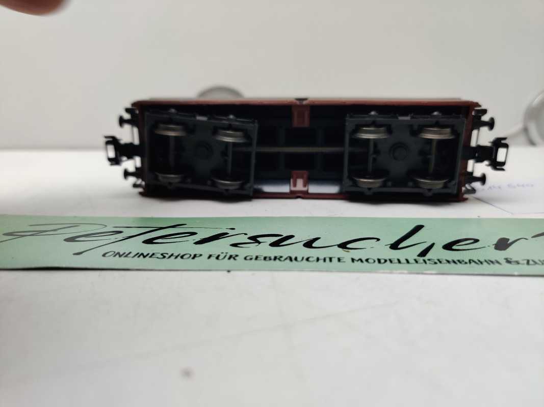Roco H0 AC 614 540 / vierachsiger Großraum-Selbstentladewagen / NEM / DB / Ladegut Kohle