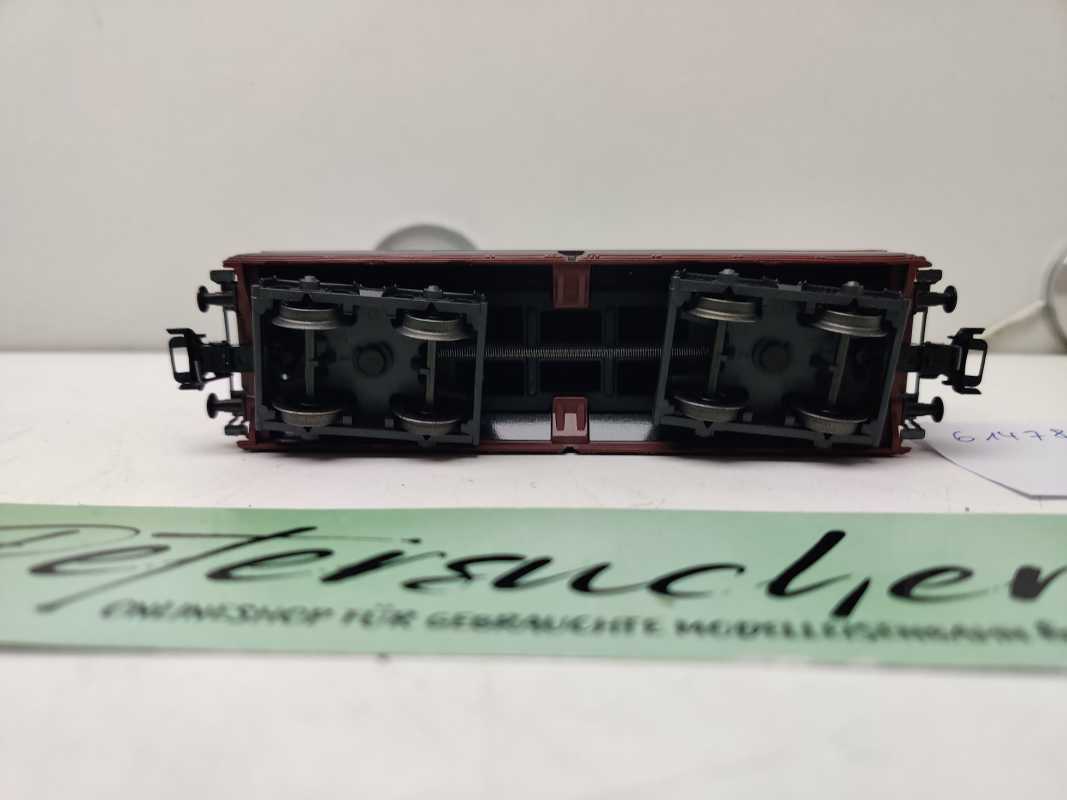Roco H0 AC 614 782 / vierachsiger Großraum-Selbstentladewagen / NEM / DB / Ladegut Kohle