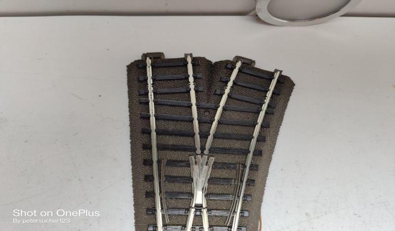 Trix / Viessmann H0 62612 / 4586 Weiche Rechts 188,3 mm / 24,3° / R2 / Antrieb + Decoder