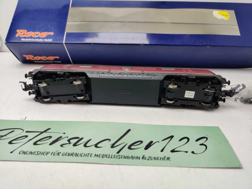 Roco H0 DC 62840 / Diesellokomotive der Baureihe 221 / DB / Digital / OVP