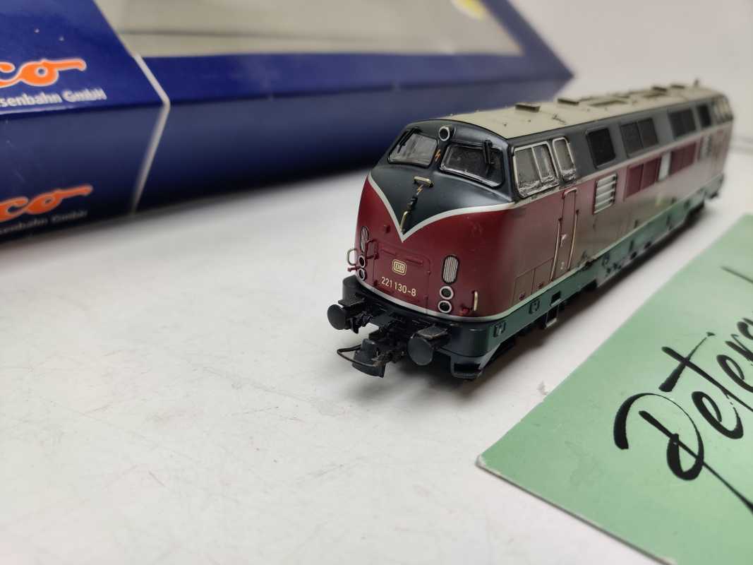 Roco H0 DC 62840 / Diesellokomotive der Baureihe 221 / DB / Digital / OVP