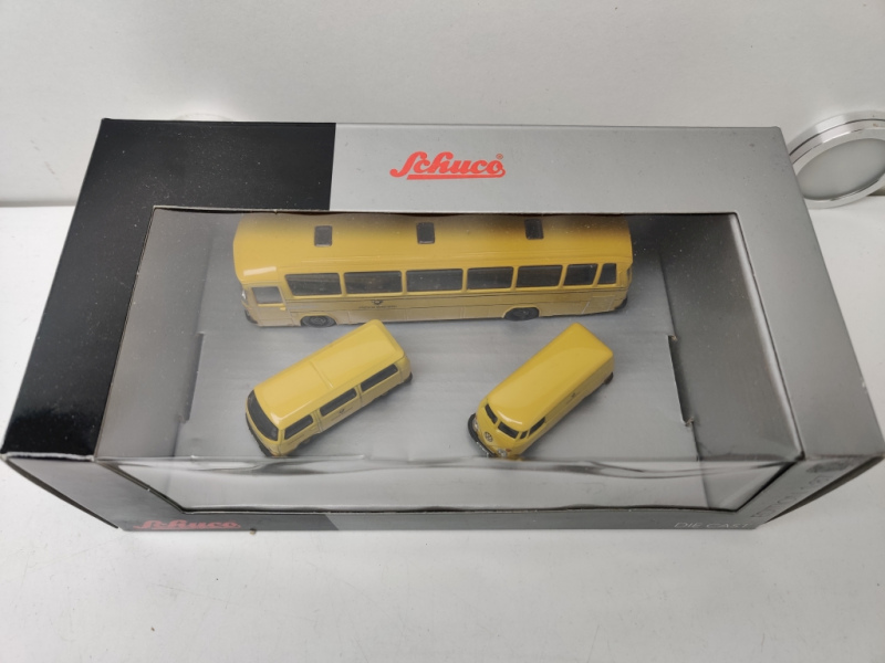 Schuco 25584 / 3-teiliges Post-Bus-Set „Deutsche Bundespost“ / OVP