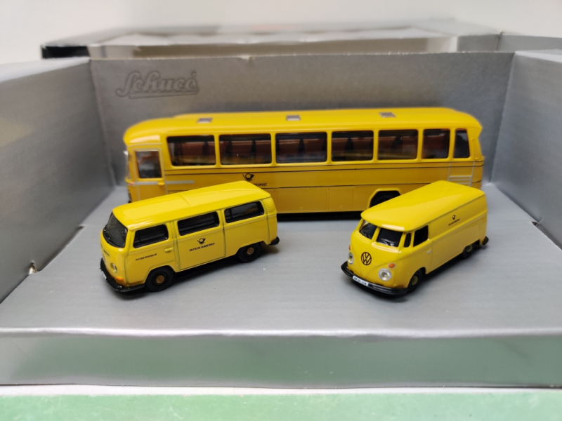 Schuco 25584 / 3-teiliges Post-Bus-Set „Deutsche Bundespost“ / OVP