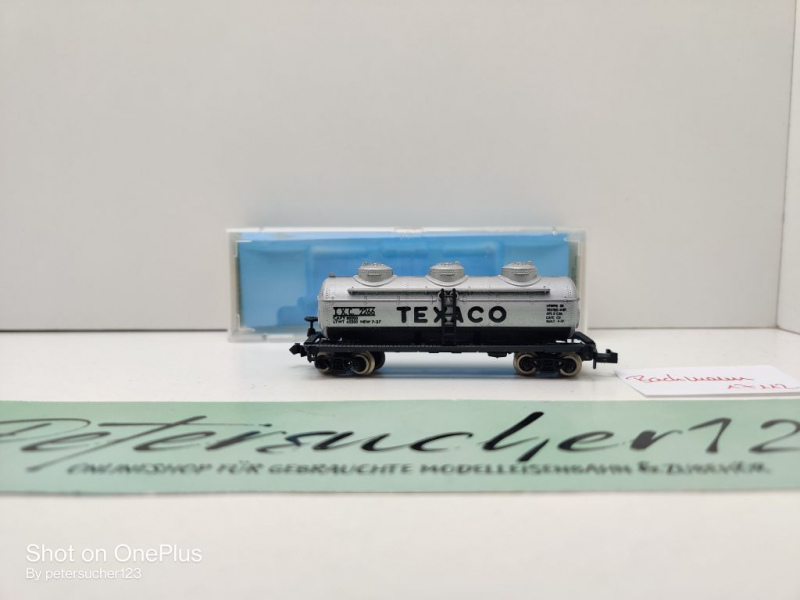 Spur N DC US-Kesselwagen "Texaco" / 3 Dome / 4-achsig / T.X.C. 2266 / Ersatz-VP
