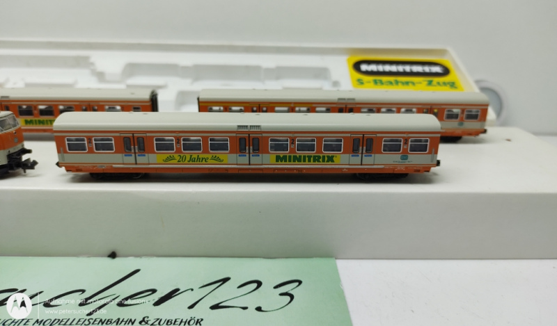 Mini Trix N DC 1027 S-Bahn Zug Lok + 3 Anhänger mit Licht / OVP / Analog