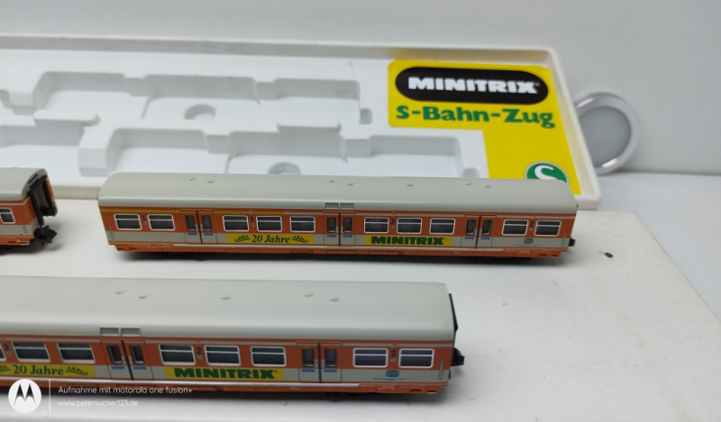Mini Trix N DC 1027 S-Bahn Zug Lok + 3 Anhänger mit Licht / OVP / Analog