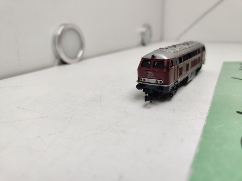 Trix N DC 2959 / VB160 090 Diesellok / DB / Rot / Analog