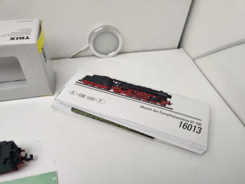 Trix N DC 16013 / BR150  Schlepptender-Dampflokomotive / BR01 150 /DB / Digital / Sound / OVP
