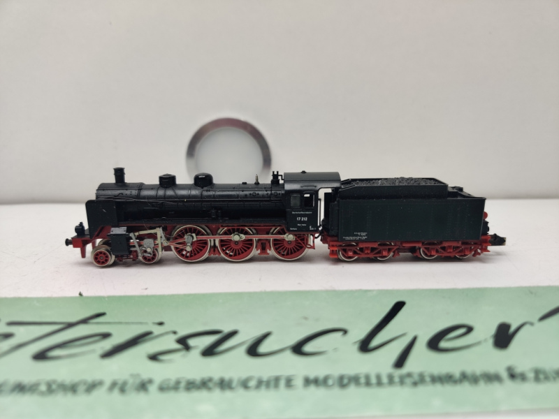 Trix N DC 2077 / BR17 212 Dampflok Schlepptender / DRG / Schwarz / Analog