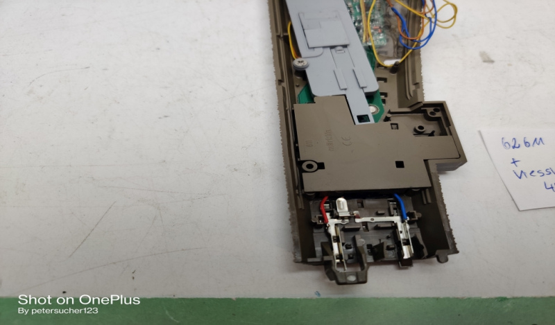 Trix / Viessmann H0 62611 / 4586 Weiche links 188,3 mm / 24,3° / R2 / Antrieb + Decoder