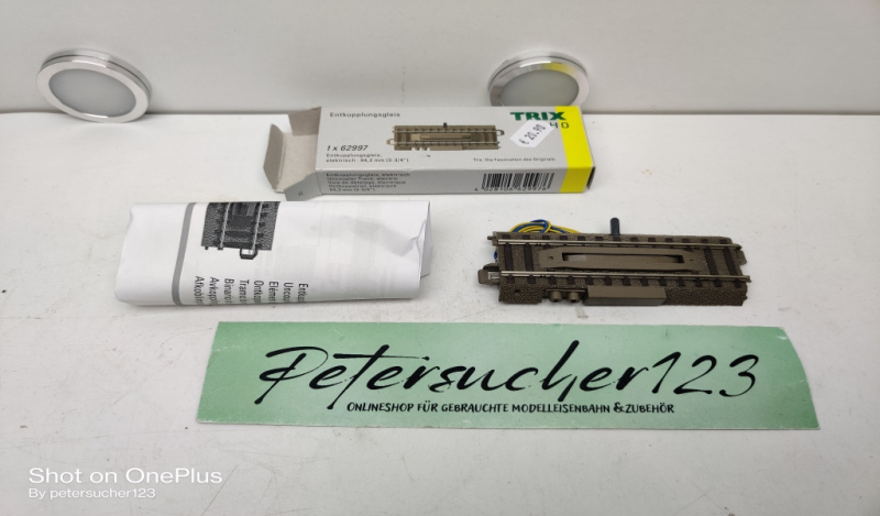 Trix H0 62997 / 1 x GERADES Entkupplungsgleis elektrisch / 94,2mm / OVP