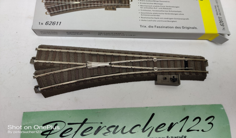 Trix H0 62611/ Weiche links 188,3 mm / 24,3° / R2 / OVP