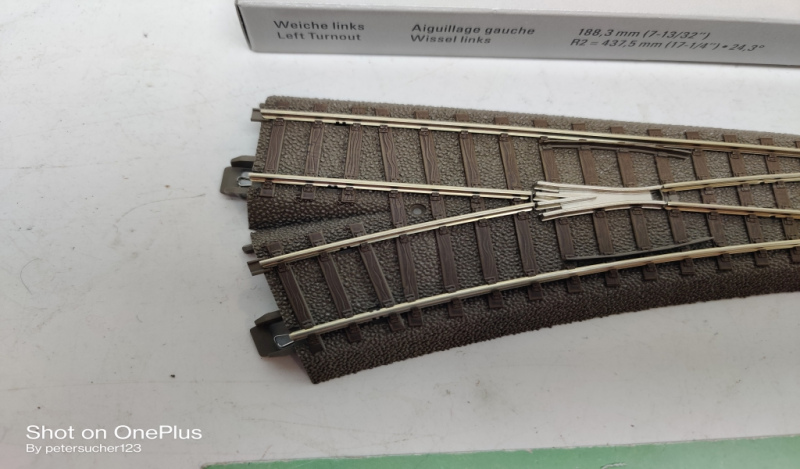 Trix H0 62611/ Weiche links 188,3 mm / 24,3° / R2 / OVP