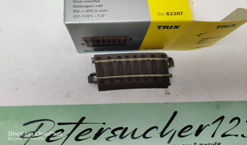 Trix H0 62207 / 1 x gebogenes Gleis Radius 437,5 mm / Bogen 7,5° / OVP