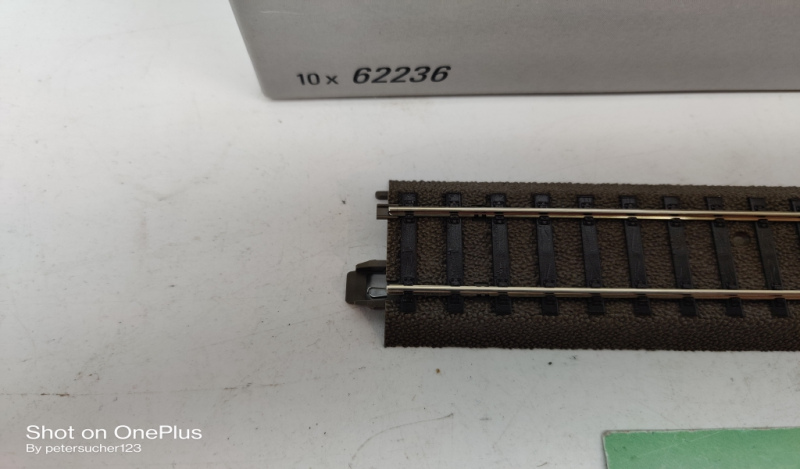 Trix H0 1 x gerades Gleis 62236 / 236,1mm / OVP