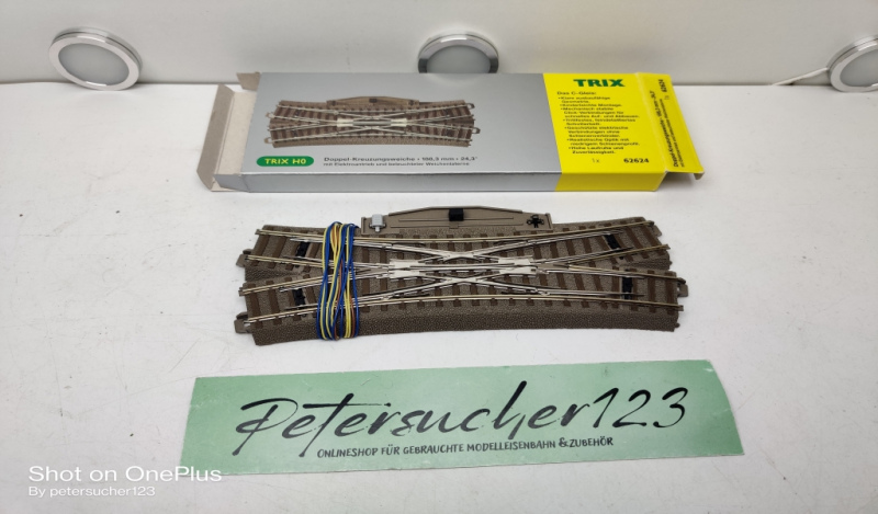 Trix H0 62624 Doppel - Kreuzeiche 188,3mm / 24,3° / Antrieb + Laterne / OVP