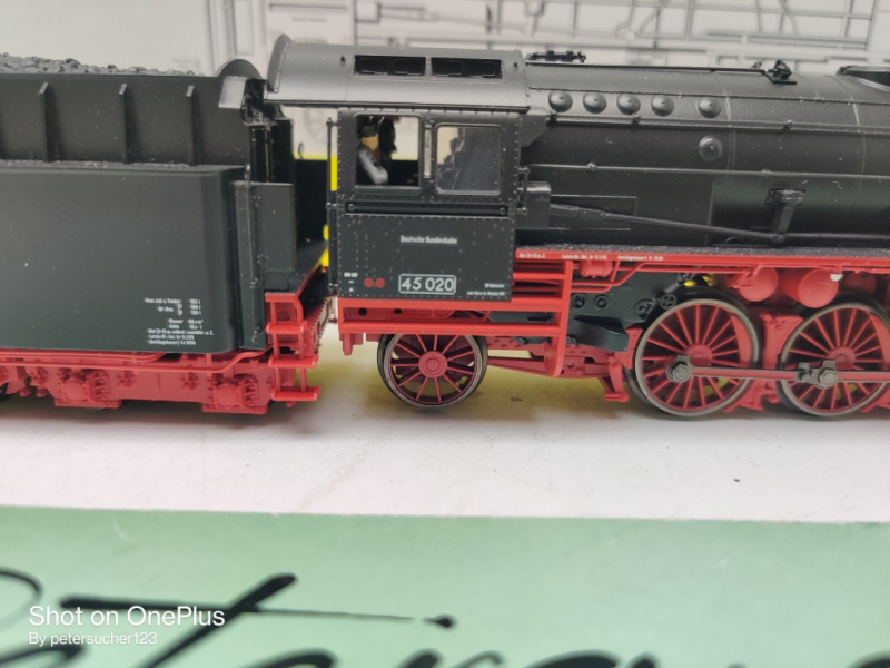 Trix H0 DC 22102 / BR 45 Schlepptender-Güterlokomotive / DB / DSS / Esu-Decoder / OVP