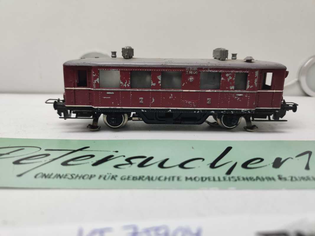 Trix DC H0 VT75 904  Triebwagen / Rot / Analog