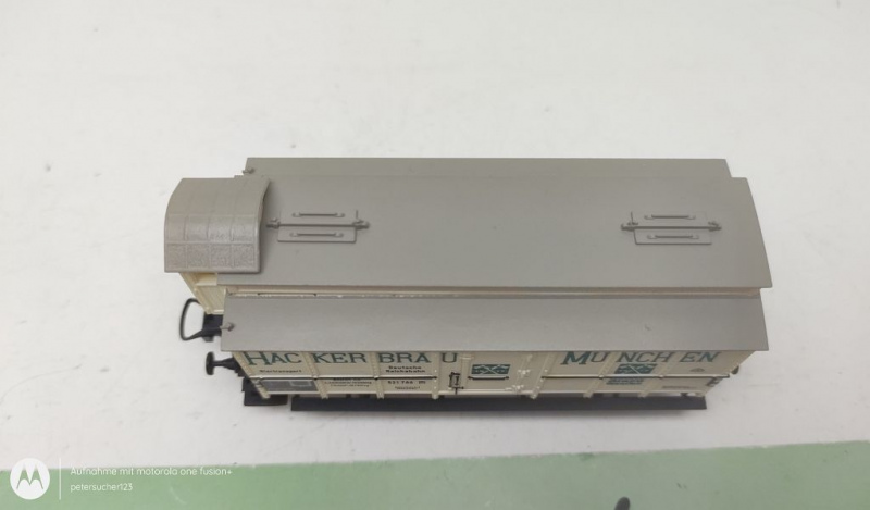 Trix H0 AC 3646 gedeckter Güterwagen mit Bremserhaus "Hackerbräu" / DRG