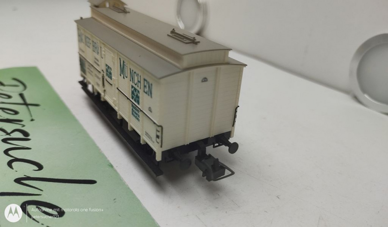 Trix H0 AC 3646 gedeckter Güterwagen mit Bremserhaus "Hackerbräu" / DRG