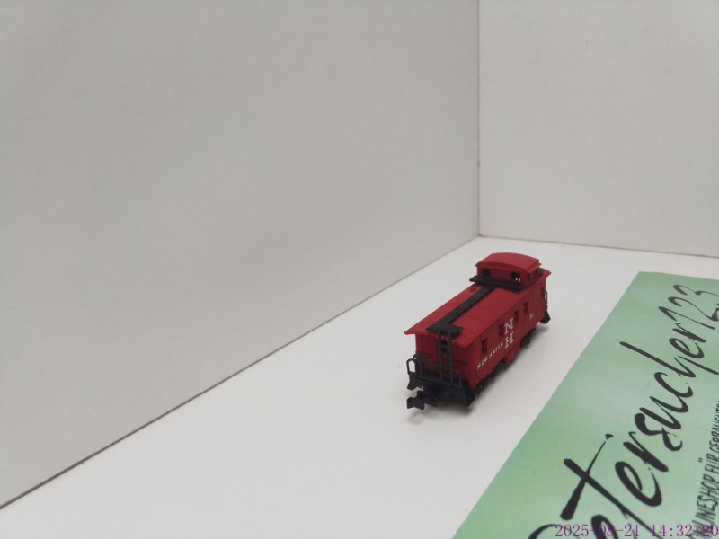 Minitrix N DC Güterzug Begleitwagen / Z11 / US Bauart / New Haven / rot