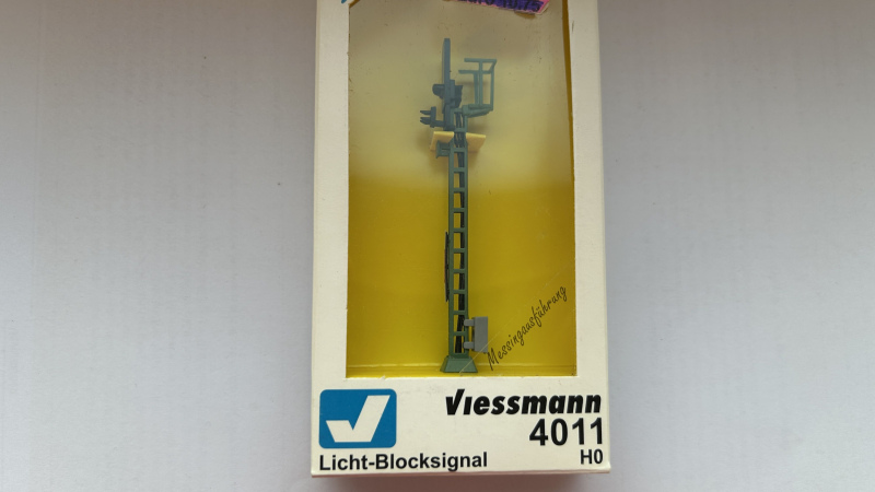 Viessmann H0 4111 Licht-Blocksignal / OVP