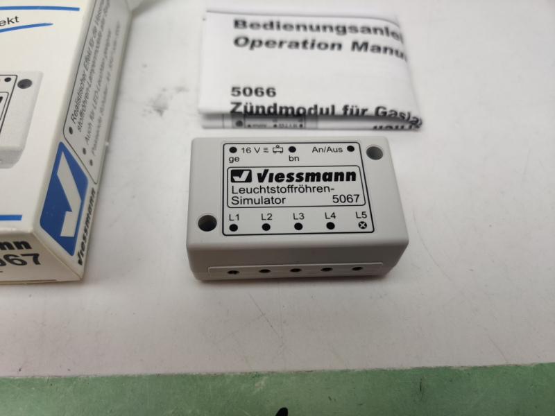 Viessmann 5067 Leuchtstoffröhren - Simulator / OVP - Kopie