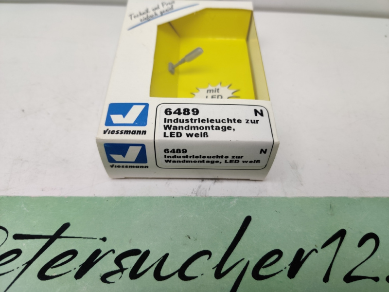 Viessmann N DC 6489 Industrieleuchte / Wandmontage / Led weiß / OVP