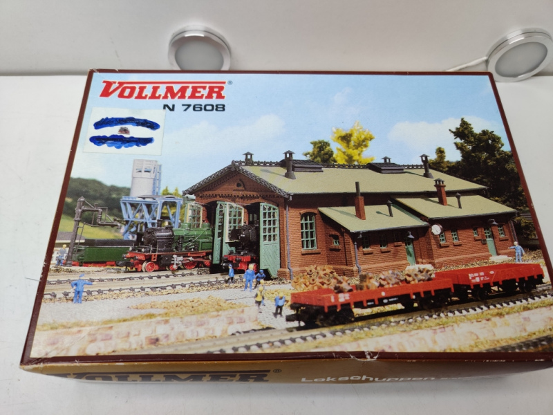 Vollmer N 7608 Lokschuppen 2-Ständig / Bausatz vollständig / OVP