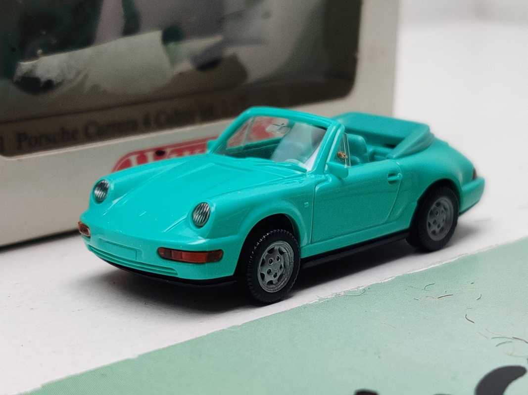 Wiking H0 165 01 Porsche Carrera 4 Cabriolet / 1:87 / OVP