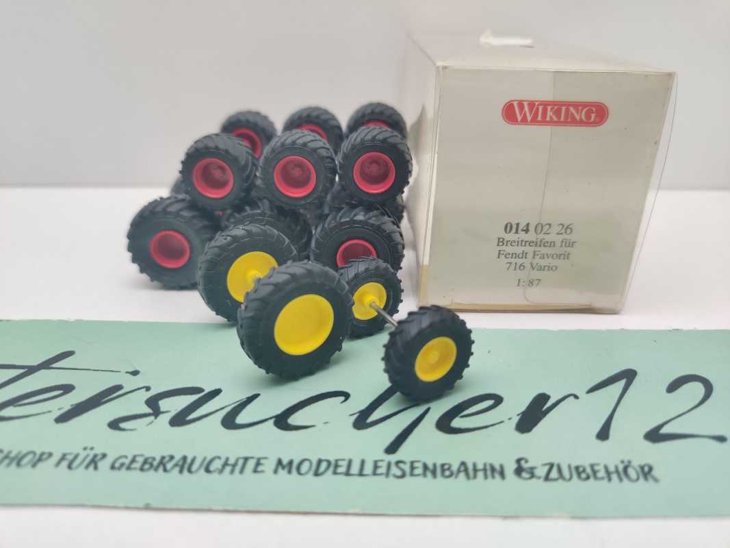 Wiking H0 014 02 26 Breitreifen Fendt Favorit 716 Vario 3x rot 1x gelb / 1:87 / OVP