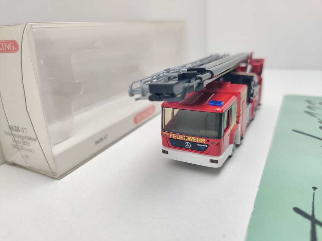Wiking H0 0628 47 Hubrettungsbühne Metz B32 (MB Econic) / 1:87 / OVP