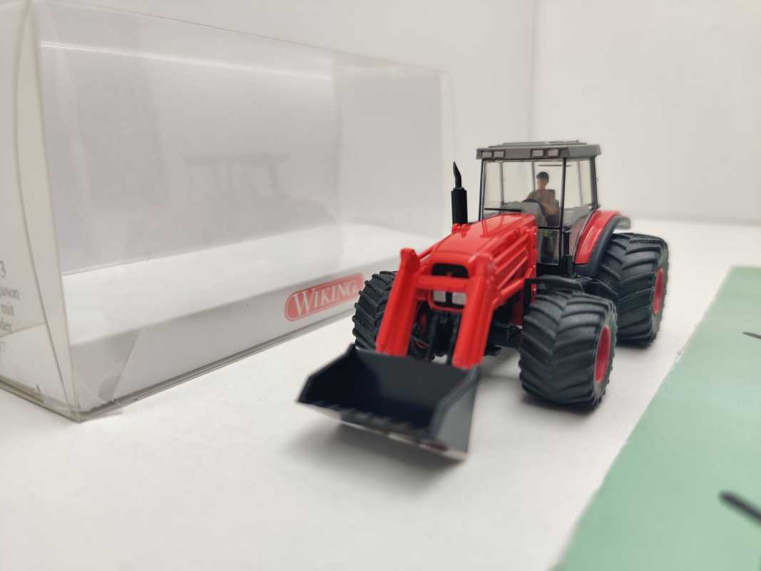 Wiking H0 385 40 33 Landmaschine "Massey Ferguson MF 8280" Frontlader / 1:87 / OVP