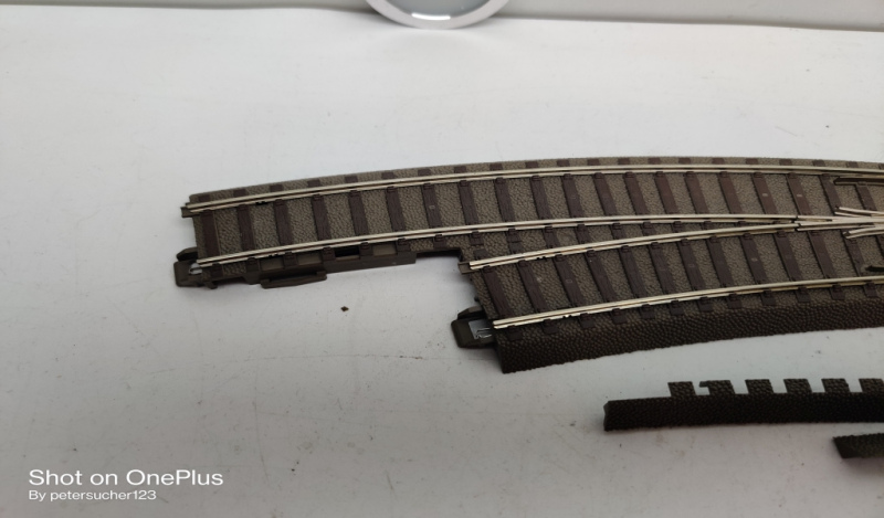 Trix / Viessmann H0 62711 / 4586 Weiche Links 236,1 mm / 12,1°/ Antrieb + Decoder