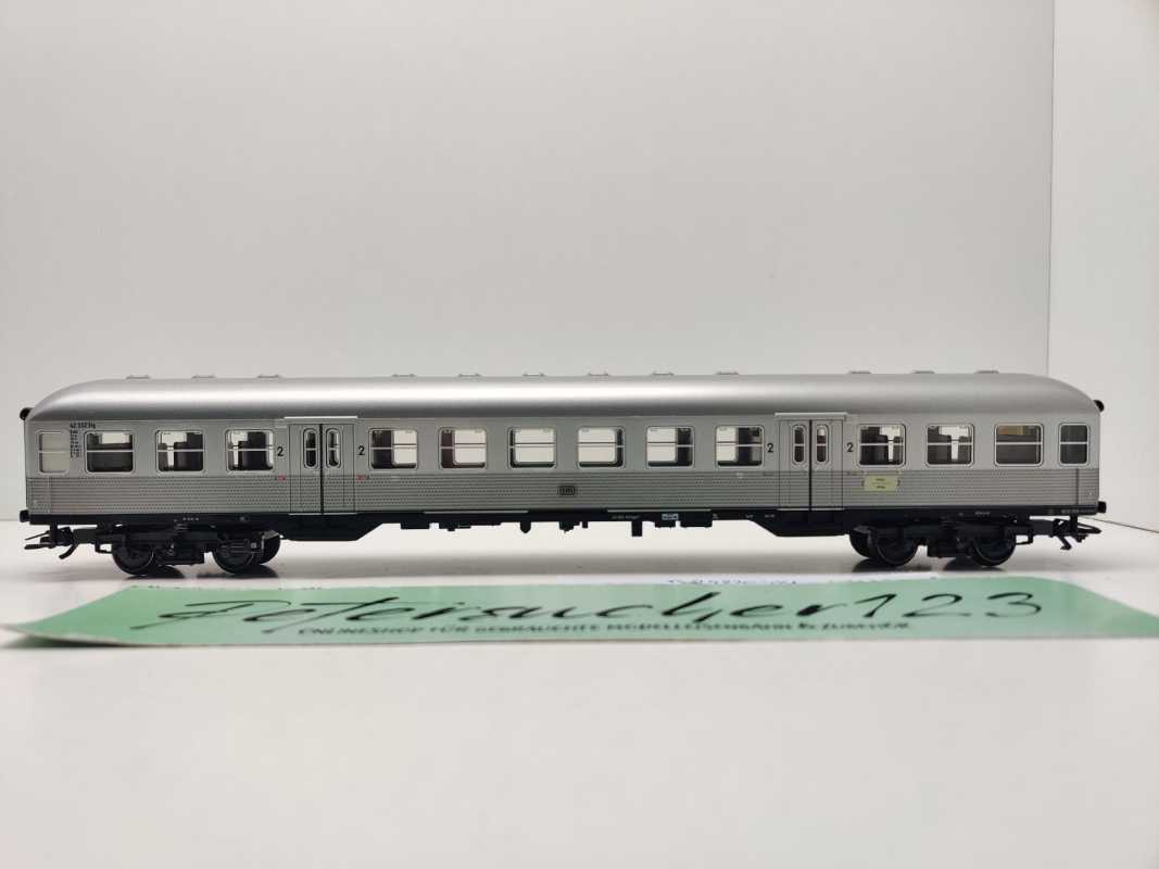 Märklin H0 AC 29820-04 Nahverkehrswagen 2.Kl. B4nb aus Set / NEM / DB