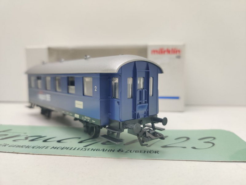 Märklin H0 AC 84235 Personenwagen 2. Kl Bie Magazin JW'95 / NEM / OVP weiß