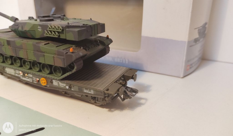 4MFOR H0 AC 48711 Flachwagen mit Panzer Leopard 2 A6 / Metall / K / BW / OVP