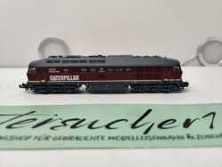 Brawa N DC BR234565-0 / „Ludmilla“-Großdiesellokomotive / CATERPILLAR / Dummy / Rot 