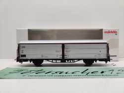 Märklin H0 47329 / zweiachsiger gedeckter Güterwagen der Bauart Gbs 254 / DB
