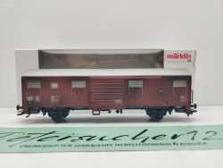 Märklin H0 47329 / zweiachsiger gedeckter Güterwagen der Bauart Gbs 254 / DB