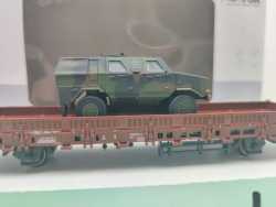 Märklin H0 46952 4MFOR Panzerwagen-Transport mit "Dingo" Kbs443 / NEM / DB / OVP