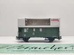 Märklin H0 47329 / zweiachsiger gedeckter Güterwagen der Bauart Gbs 254 / DB