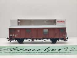 Märklin H0 47329 / zweiachsiger gedeckter Güterwagen der Bauart Gbs 254 / DB